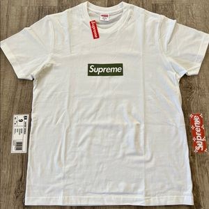 Supreme Berlin Box Logo